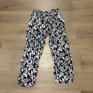 Navy & White Floral Women’s Swim Coverup Pants